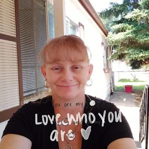 Meet your Posher, Carla